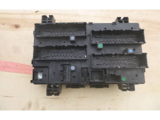 Блок предохранителей 14315G, 16238DA Jeep Grand Cherokee