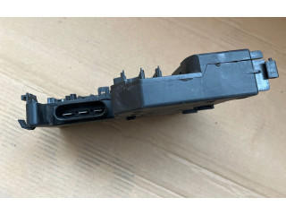   Pojistková skříňka A2075402050   Mercedes-Benz E A207 2012