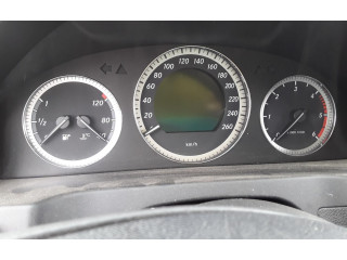 Přístrojová deska Mercedes-Benz C W204 2010 651911