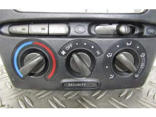 Блок управления климат-контролем    Toyota Yaris Verso