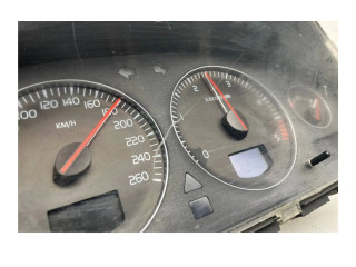 Панель приборов 30746102, 69594700T   Volvo V70       