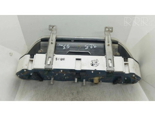 Přístrojová deska  Mazda 323 1993 BB1S  