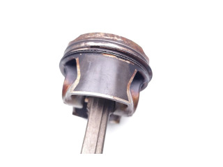  Поршень с шатуном B38A15A B38A15A  Mini One - Cooper F56 F55  