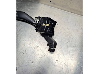 Ручка поворотов/ фонарей 1k0953513a Skoda Octavia Mk2 (1Z)