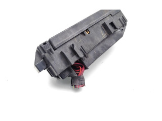 Блок предохранителей    Jeep Commander    