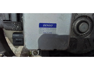 Вентилятор радиатора 4993003051 Mitsubishi Space Wagon 2.4