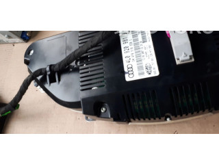 Přístrojová deska Audi Q7 4L 2005 4L0920981B