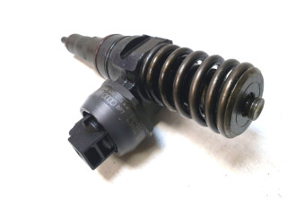 Форсунка 038130073AQ    Audi A3 S3 8P  BKC,BLS,BXE 