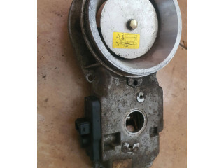 Vstřikovací lišta 026133353, 0438121011 Audi 80 90 B3