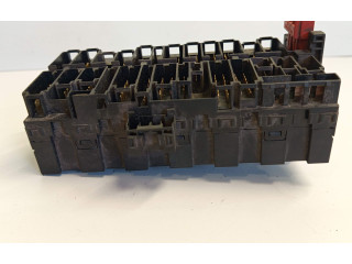 Блок предохранителей 357937039 Volkswagen Golf III