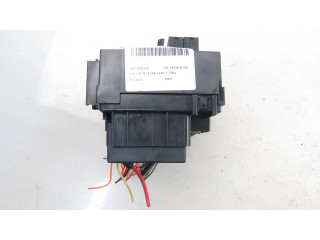   Pojistková skříňka 15058033   Hummer H2 2003