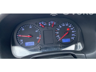 Панель приборов    Volkswagen Bora       