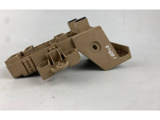 Блок предохранителей 82201FG010   Subaru Forester SH    