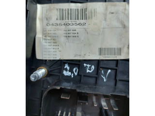 Блок предохранителей  1K0937804B, 1K0937806   Volkswagen Touran I    