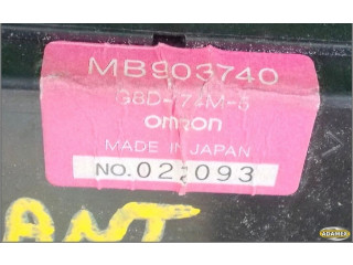 Блок предохранителей MB904740 Mitsubishi Galant