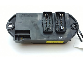 Блок предохранителей LNA2800CG, 110844120794 Jaguar XJ X300