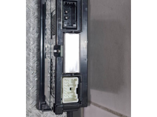 Дисплей    30797719   Volvo V50