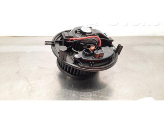 Вентилятор печки 5Q1819021E Audi Q3 F3