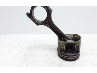 Поршень с шатуном D4204T5 82L175 Volvo S60