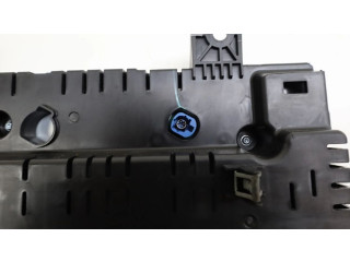 Přístrojová deska  Lynk & co 01 2022 8892280194, 8892280194  