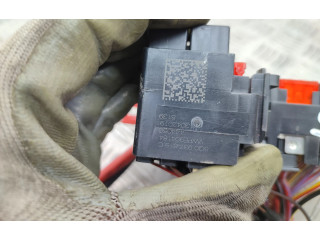 Блок предохранителей 5Q0937615C Audi A3 S3 8V