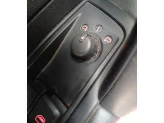 Зеркало электрическое Audi A1 2010 - 2018 года