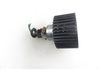 Вентилятор печки Audi A6 S6 C4 4A