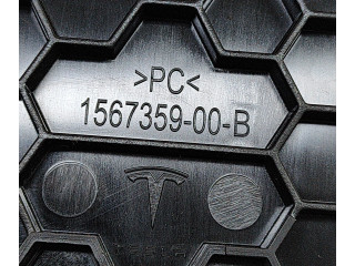 Блок комфорта 156745502D, 156735900B Tesla Model 3