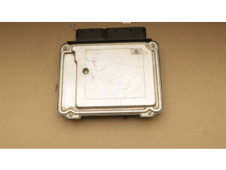 Řídící jednotka 03L906018NJ, 0281018139   Volkswagen Caddy 2012