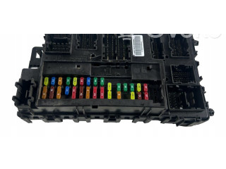 Блок предохранителей  GU5T-15604-ADD   Lincoln MKZ II    