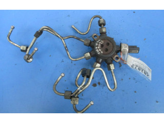 Топливная рампа 8200584032, 8200584032   Renault Clio II   для двигателя ---