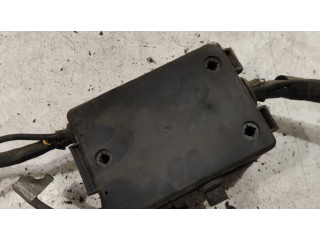 Pojistková skříňka 13801758F BMW 5 E28 1983