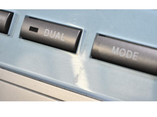 Блок управления климат-контролем 55900-0F040, 55900-0F040 Toyota Corolla Verso E121