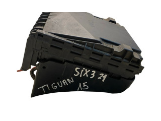   Pojistková skříňka 3C0937125A, 1K0937132F   Volkswagen Tiguan 2014