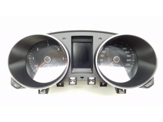 Přístrojová deska  Volkswagen Golf VI 2009 5K0920870E  