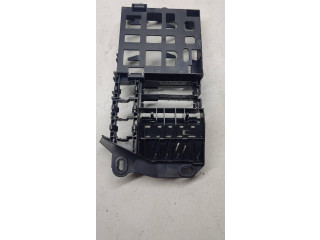 Блок предохранителей  4f0971845   Audi A6 S6 C6 4F    