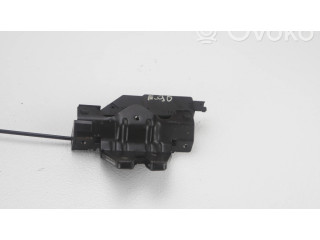 Zámek zadních dveří 8196401 BMW 3 E90 E91 2006