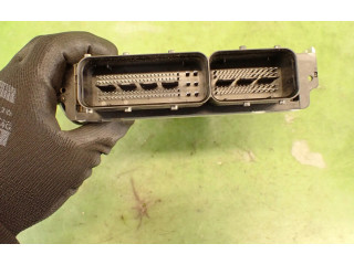 Блок управления двигателем Блок управления Skoda Octavia Mk4