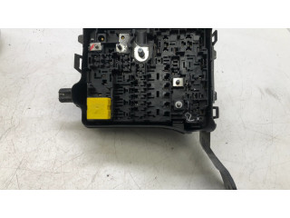 Блок предохранителей    Ford Focus    