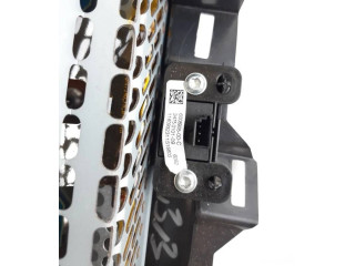 Дисплей    1098050-99-H, 109805099H   Tesla Model S