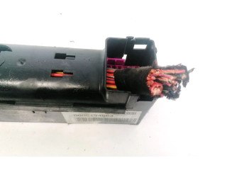   Pojistková skříňka    Volkswagen Tiguan 2008