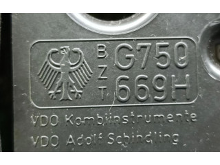 Панель приборов 3U0920810A Skoda Superb B5 (3U)