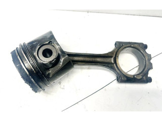 Поршень с шатуном Volvo S60