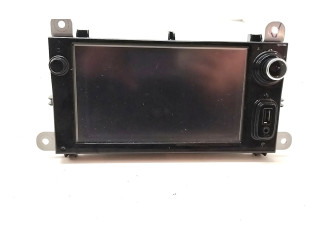 Дисплей    281154500R   Renault Clio IV