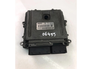 Блок управления двигателя 30729826A, 0281012103   Volvo V70