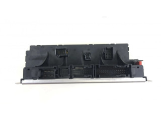 Pojistková skříňka 05045117, A2305454632 Mercedes-Benz SL R230 2002