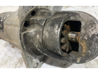 Электрический вентилятор радиаторов M000t80881 Mazda 323 F