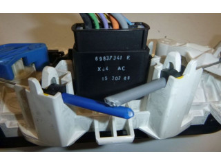 Блок управления климат-контролем 69837341E, 69837341E Renault Twingo II