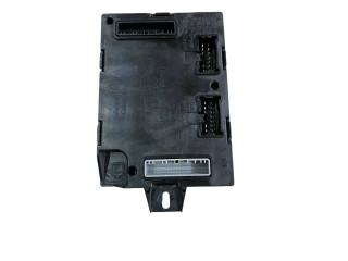 Блок управления двигателем Блок управления 284B10847R, 31661371   Renault Trafic III (X82)