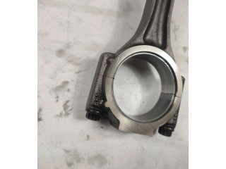  Поршень с шатуном  038J  Volkswagen PASSAT B6  